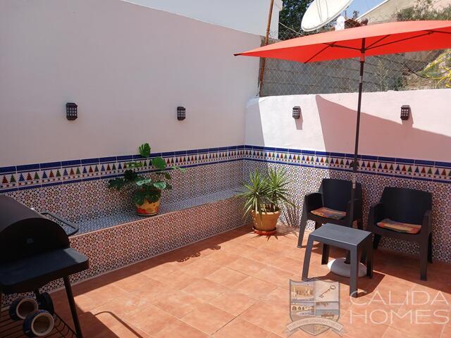Image No.10-3 Bed Villa for sale