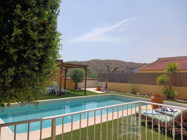 Image No.6-3 Bed Villa for sale