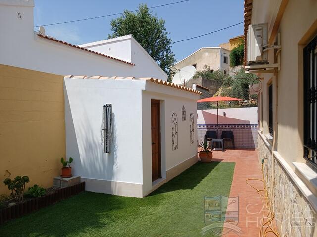 Image No.9-3 Bed Villa for sale