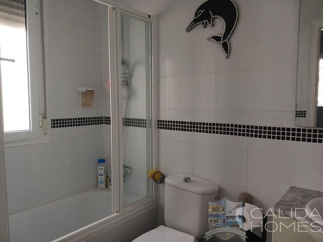 Image No.19-3 Bed Villa for sale