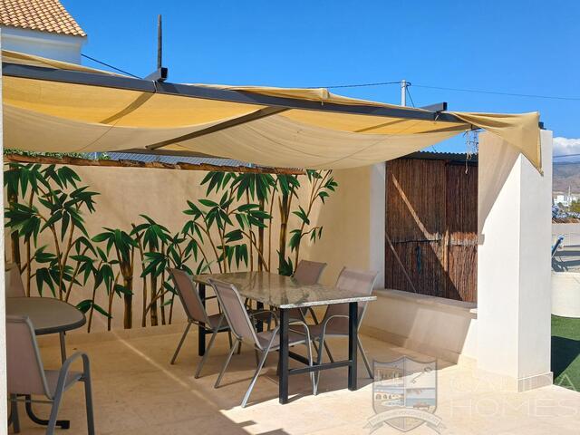 Image No.10-3 Bed Villa for sale