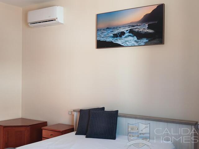 Image No.19-3 Bed Villa for sale