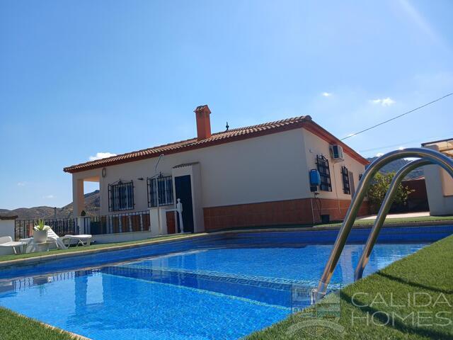 Image No.5-3 Bed Villa for sale