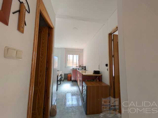 Image No.12-3 Bed Townhouse for sale