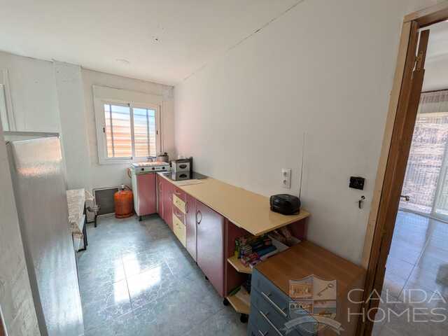 Image No.16-3 Bed Townhouse for sale