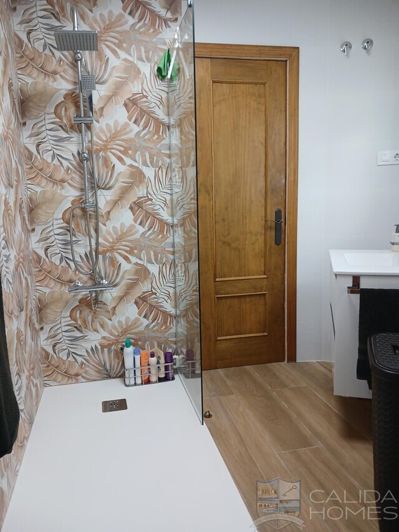 Image No.13-2 Bed Apartment for sale