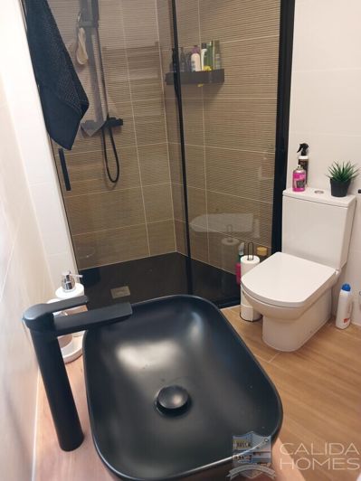 Image No.18-2 Bed Apartment for sale