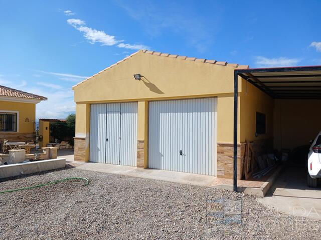 Image No.14-4 Bed Villa for sale