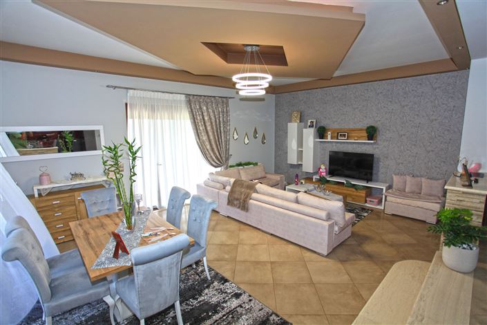 Image No.18-3 Bed Villa for sale