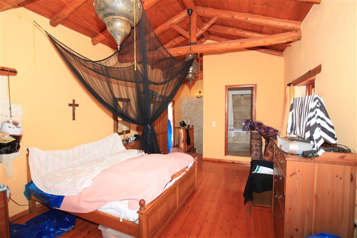 Image No.17-2 Bed Villa for sale