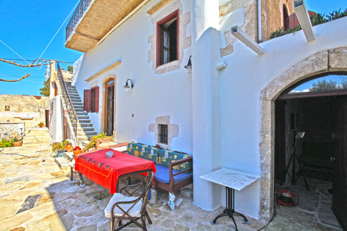 Image No.30-1 Bed Villa for sale