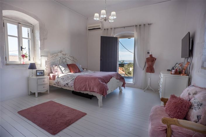 Image No.13-4 Bed Villa for sale