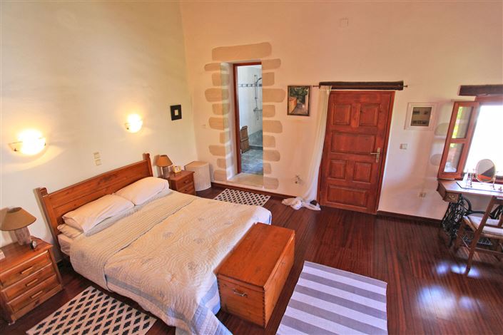 Image No.22-2 Bed Villa for sale