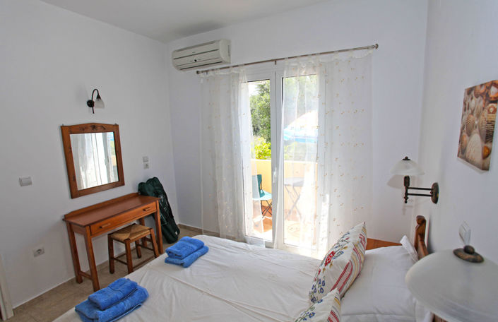 Image No.20-2 Bed Villa for sale