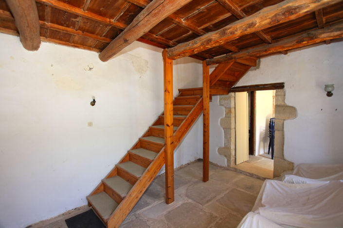 Image No.5-2 Bed Villa for sale