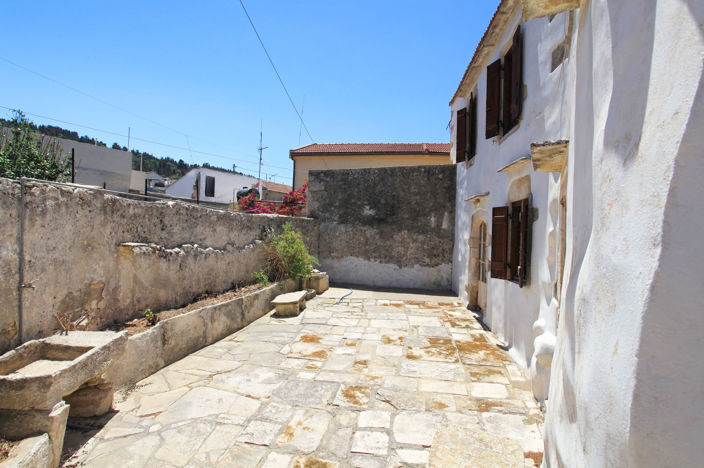 Image No.8-2 Bed Villa for sale