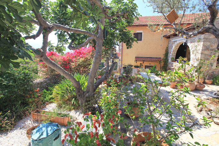 Image No.14-2 Bed Villa for sale