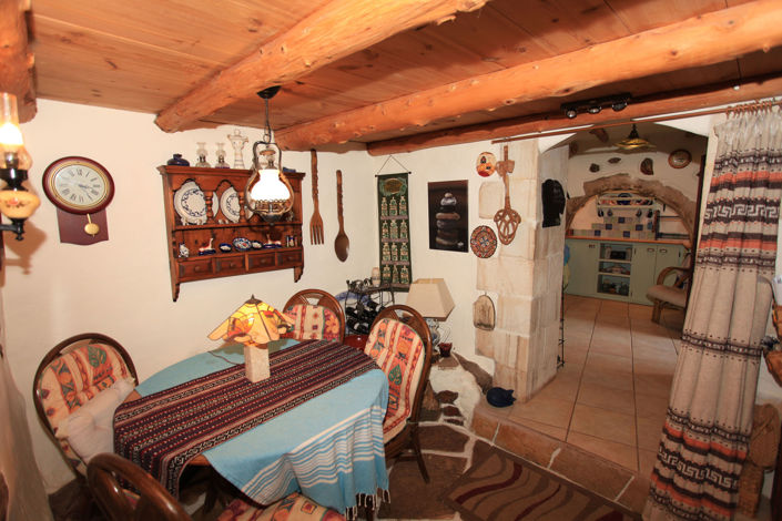 Image No.33-2 Bed Villa for sale