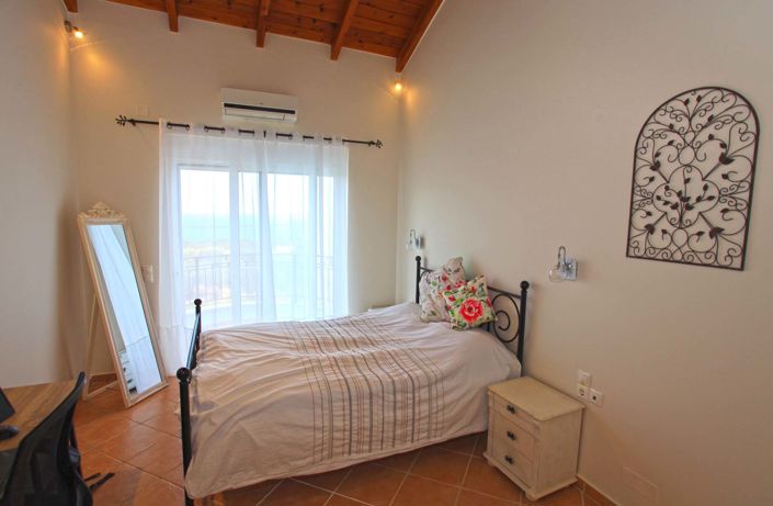 Image No.22-2 Bed Villa for sale