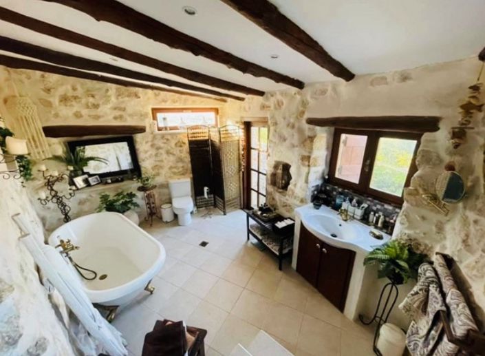 Image No.9-4 Bed Villa for sale