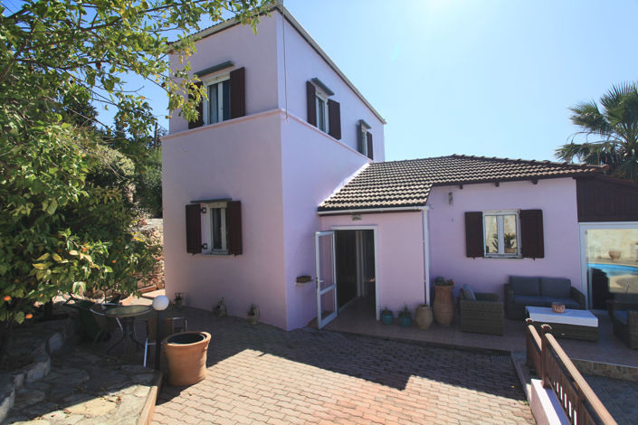 Image No.15-3 Bed Villa for sale