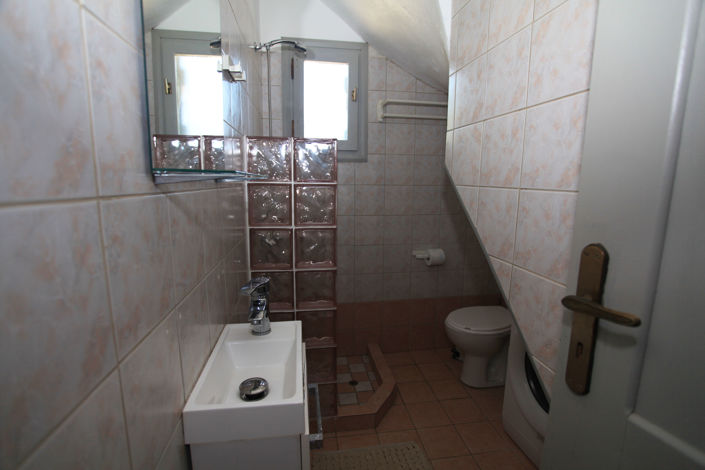 Image No.20-2 Bed Villa for sale