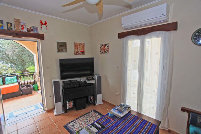 Image No.5-1 Bed Villa for sale