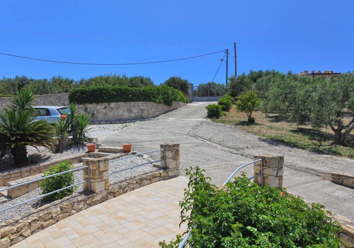 Image No.23-4 Bed Villa for sale