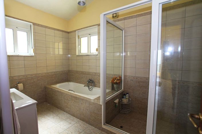 Image No.33-4 Bed Villa for sale