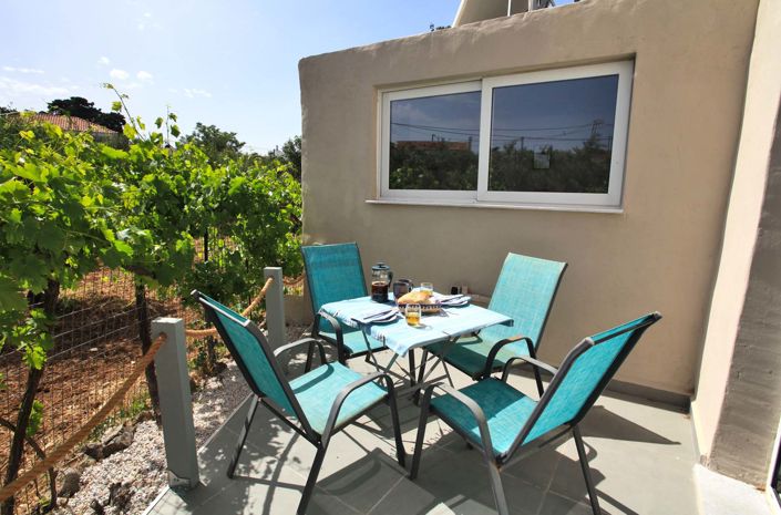 Image No.7-1 Bed Villa for sale