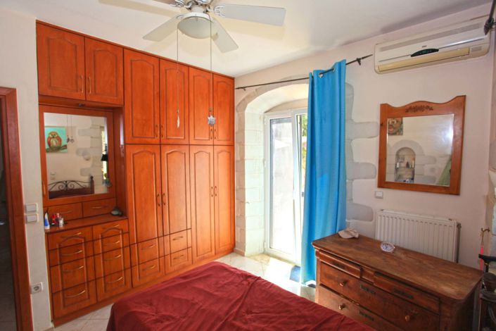 Image No.20-2 Bed Villa for sale