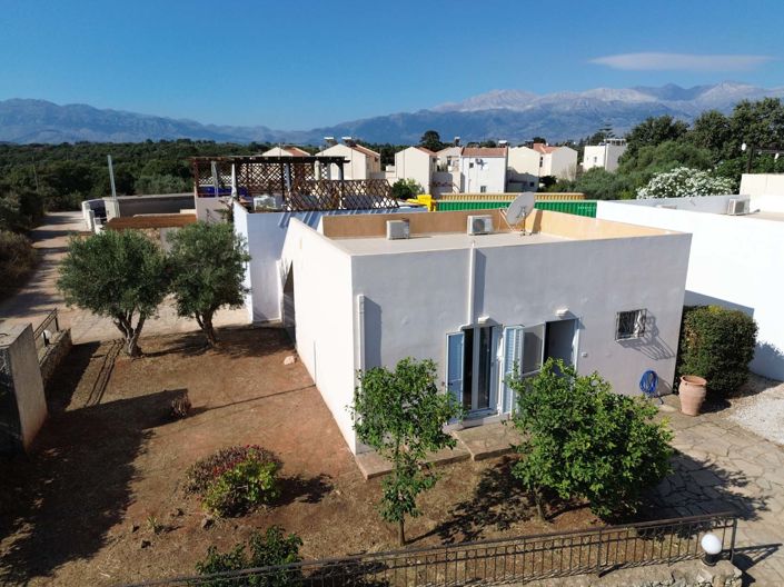 Image No.11-2 Bed Villa for sale