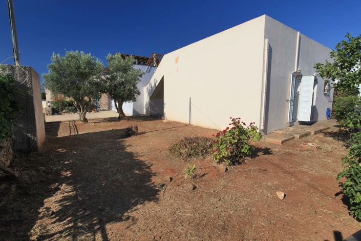 Image No.10-2 Bed Villa for sale