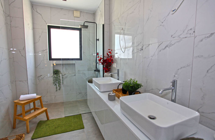 Image No.20-3 Bed Villa for sale