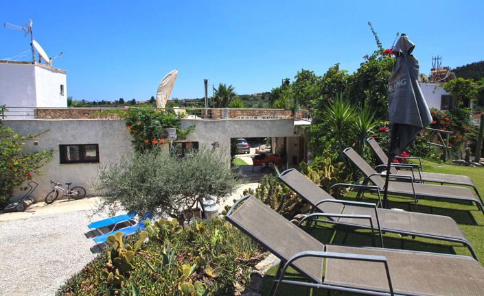 Image No.12-6 Bed Villa for sale