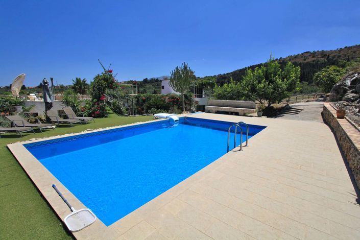 Image No.35-6 Bed Villa for sale