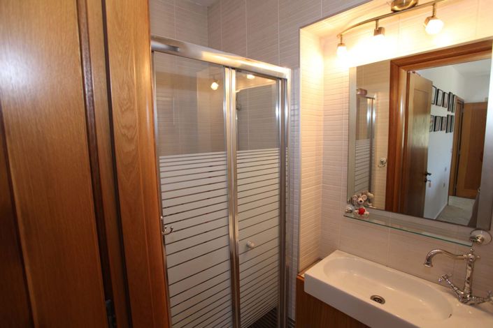 Image No.25-6 Bed Villa for sale