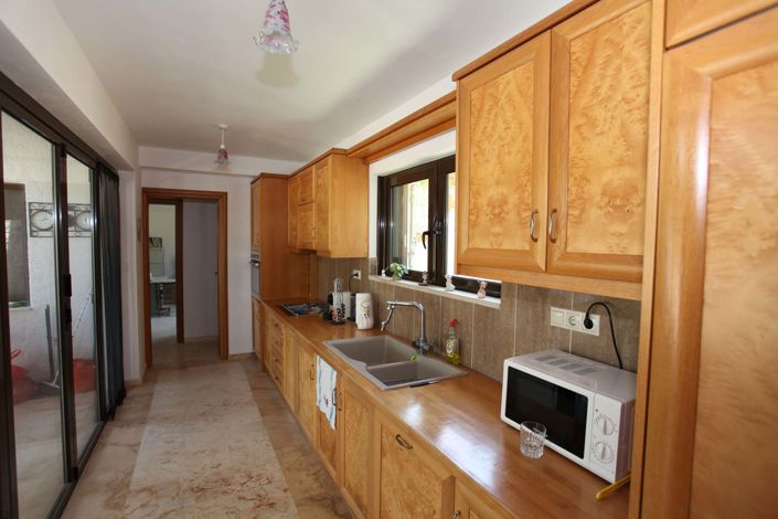 Image No.28-6 Bed Villa for sale