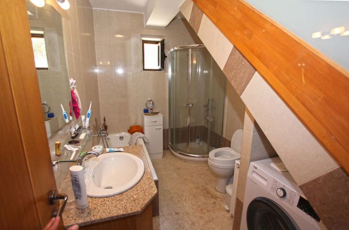 Image No.29-6 Bed Villa for sale