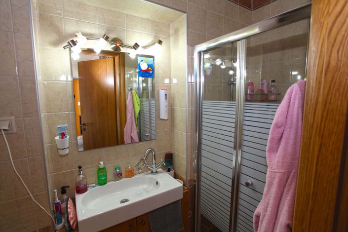 Image No.37-6 Bed Villa for sale