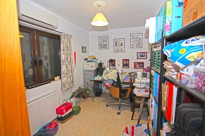 Image No.40-6 Bed Villa for sale