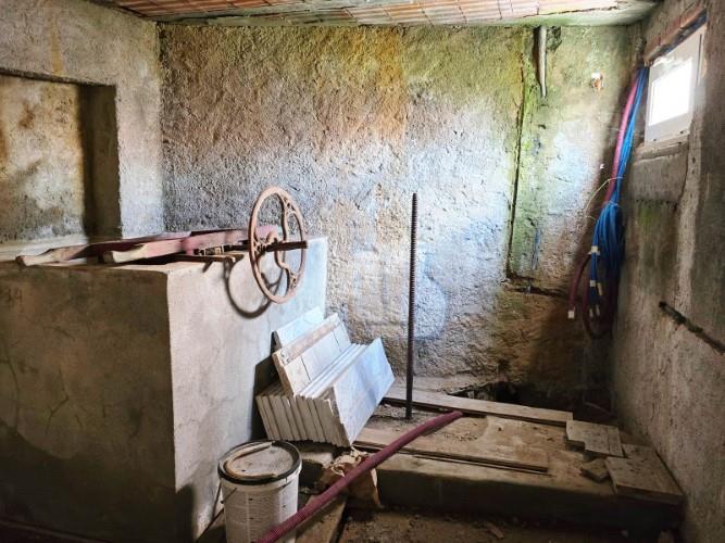 Image No.34-House for sale