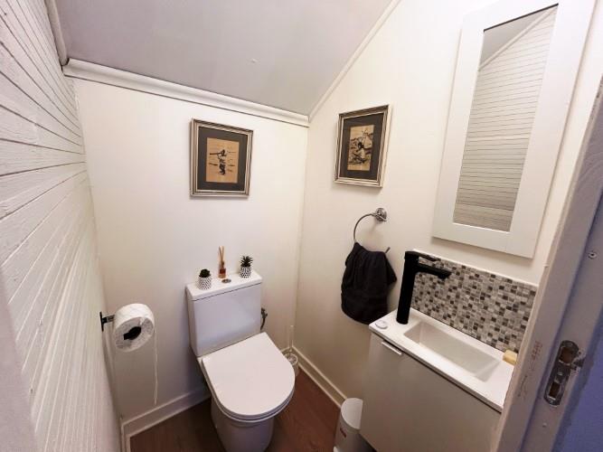 Image No.19-4 Bed Village House for sale