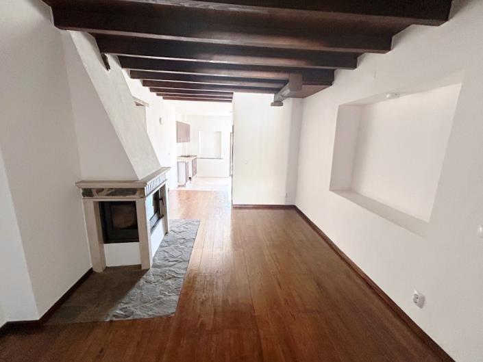 Image No.14-2 Bed Townhouse for sale