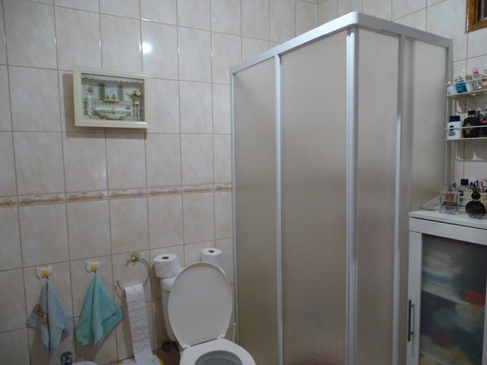 Image No.17-5 Bed Townhouse for sale