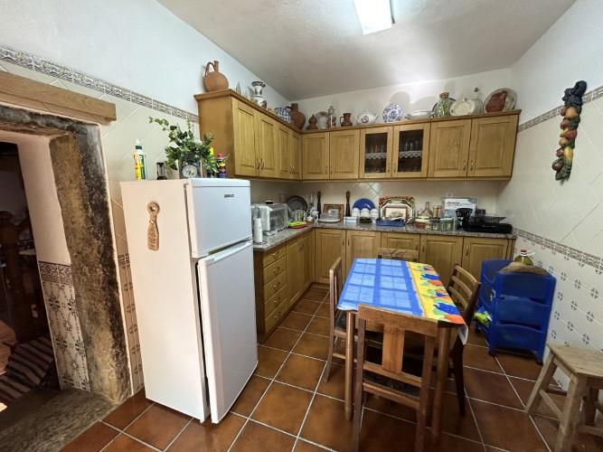 Image No.15-4 Bed House for sale