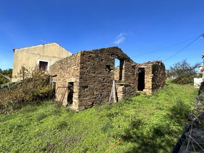 Image No.39-4 Bed Farmhouse for sale