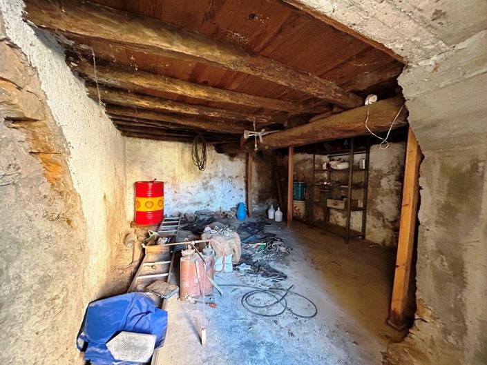 Image No.21-4 Bed Country House for sale