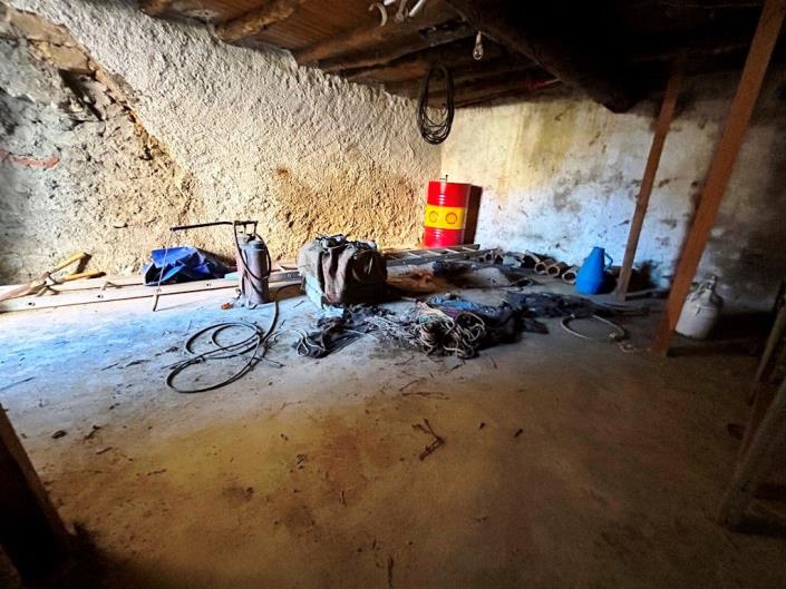 Image No.22-4 Bed Country House for sale