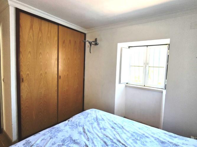 Image No.19-3 Bed House for sale